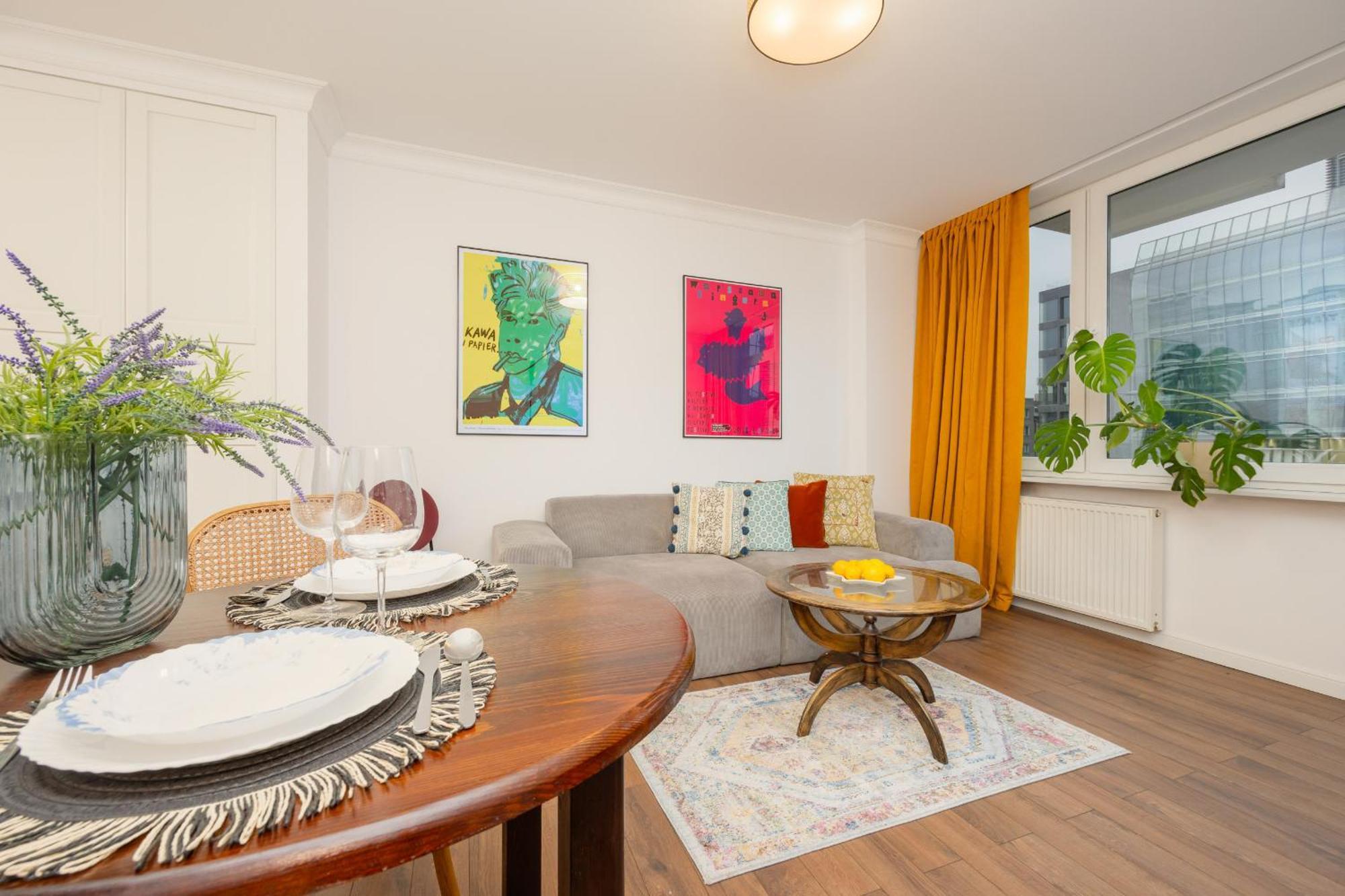 Marszalkowska Stylish With Balcony Center By Renters * Warszawa